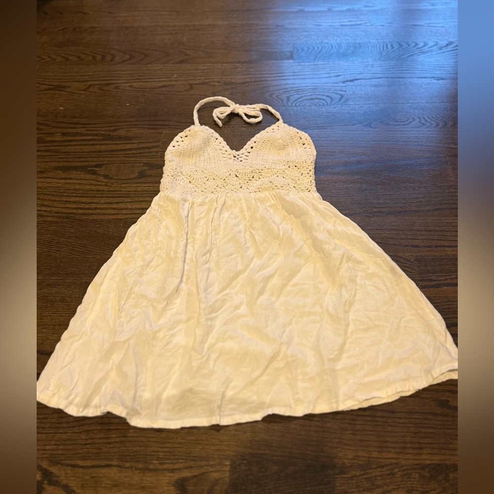 Chic White Crochet Swim Coverup